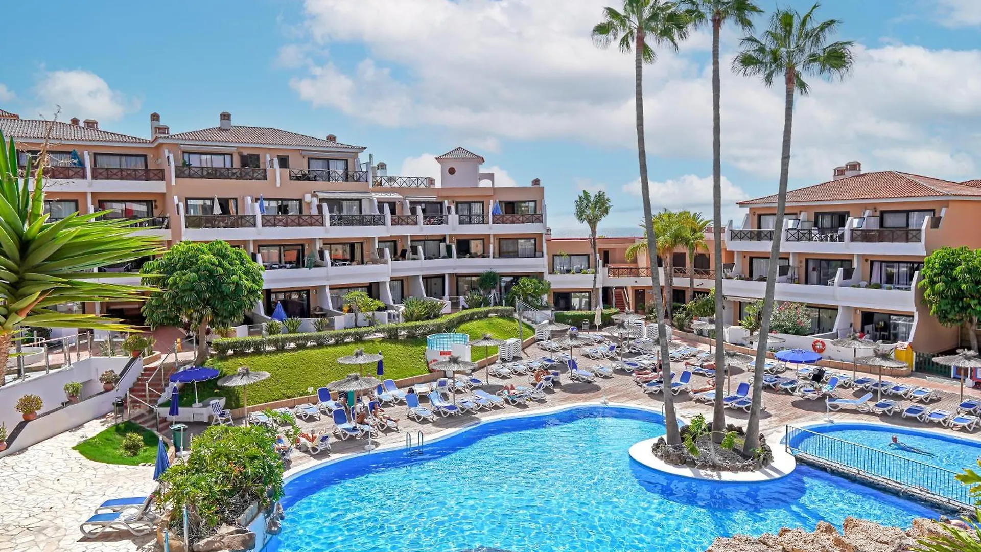 Holiday home Newly Renovated, Luxurious Apartment With A Heated Pool, 259 San Miguel de Abona Spain